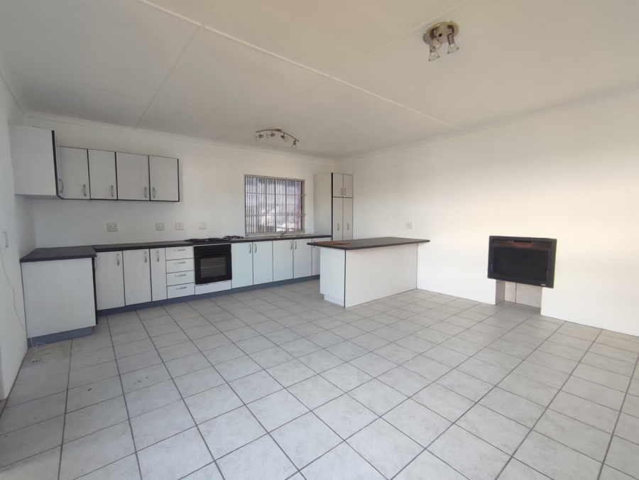 4 Bedroom Property for Sale in Abbotsford Eastern Cape